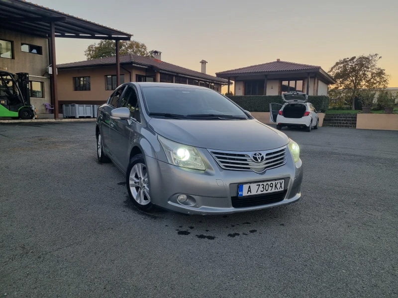 Toyota Avensis, снимка 1 - Автомобили и джипове - 47721816