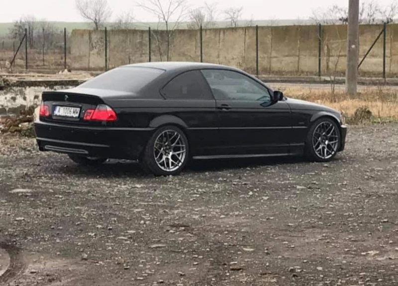 BMW 330, снимка 2 - Автомобили и джипове - 48459367