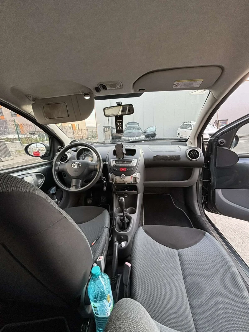 Toyota Aygo 1.0 VVT-I, снимка 7 - Автомобили и джипове - 48723183