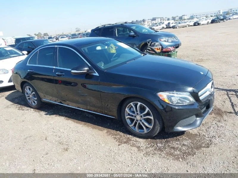 Mercedes-Benz C 300, снимка 2 - Автомобили и джипове - 48798567