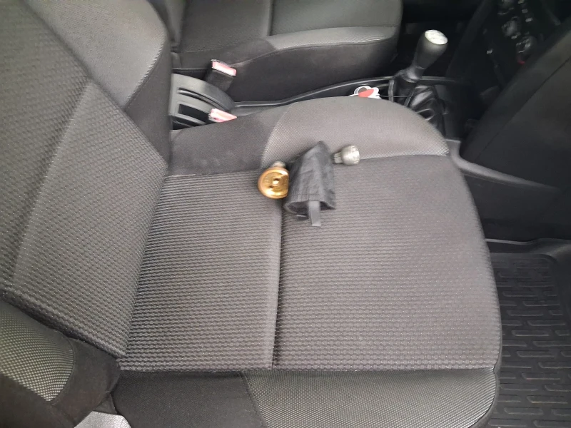 Peugeot 207 207, снимка 14 - Автомобили и джипове - 52672833