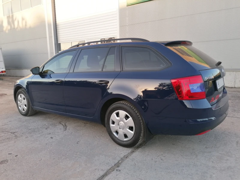 Skoda Octavia, снимка 6 - Автомобили и джипове - 51360946