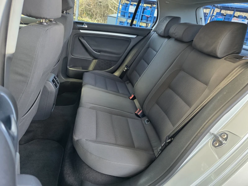 VW Golf GOLF 5 ЛИЗИНГ 100% Одобрение, снимка 12 - Автомобили и джипове - 52665886