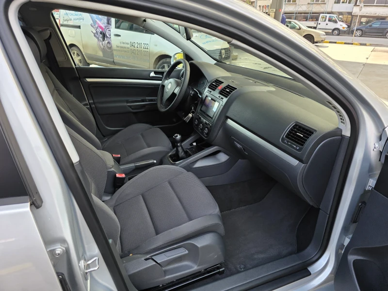 VW Golf GOLF 5 ЛИЗИНГ 100% Одобрение, снимка 11 - Автомобили и джипове - 52665886