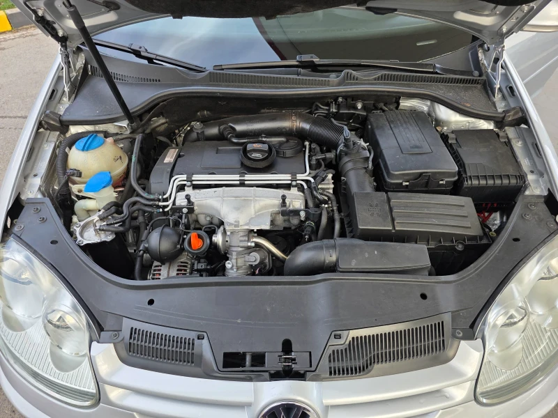 VW Golf GOLF 5 ЛИЗИНГ 100% Одобрение, снимка 13 - Автомобили и джипове - 52665886