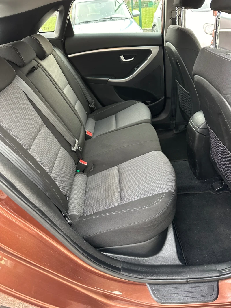 Hyundai I30 1.4 CRDI 6скорости, снимка 14 - Автомобили и джипове - 52654067
