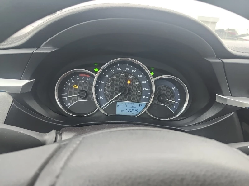 Toyota Corolla * * CARFAX * * АВТО КРЕДИТ * * , снимка 8 - Автомобили и джипове - 53068277