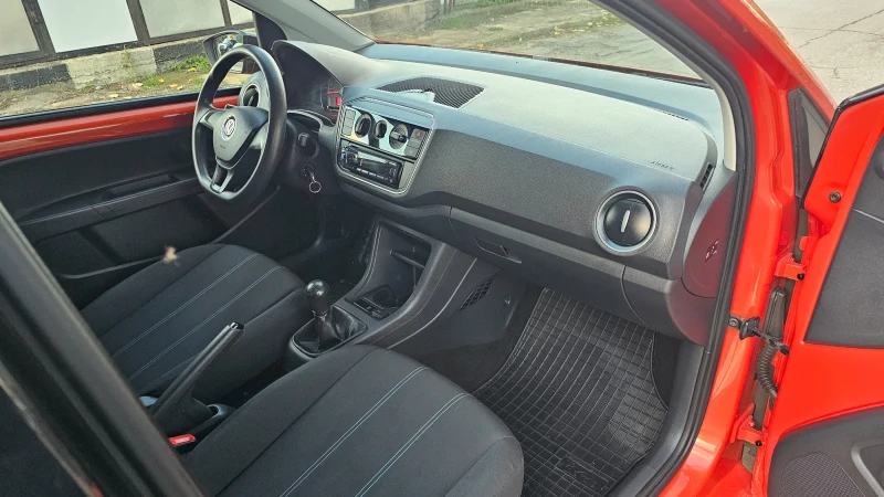 VW Up 1.0i euro6, снимка 10 - Автомобили и джипове - 53263850