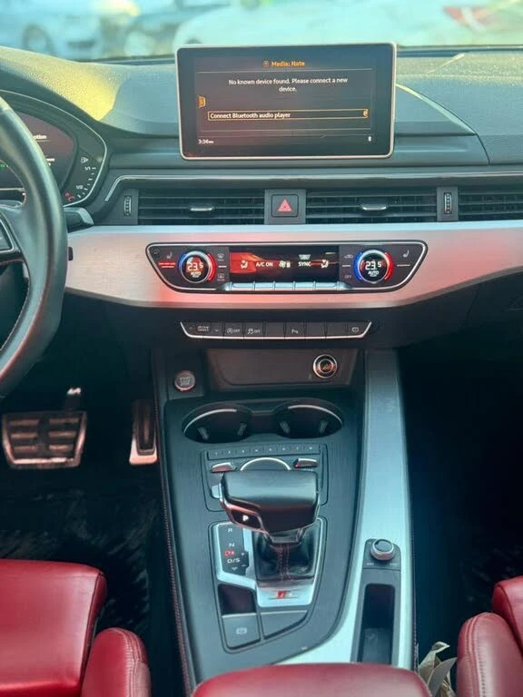 Audi S4 TFSI quattro Technik* АвтоКредит* (ЦЕНА ДО БЪЛГАРИ - изображение 8