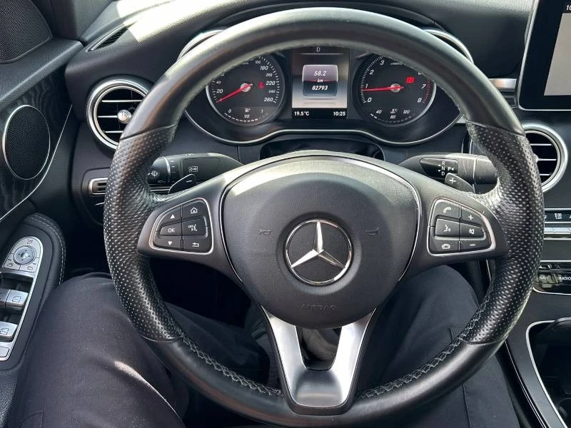 Mercedes-Benz C 300 * 4MATIC * PANO * ПОДГРЕВИ * КАМЕРА, снимка 7 - Автомобили и джипове - 54741764