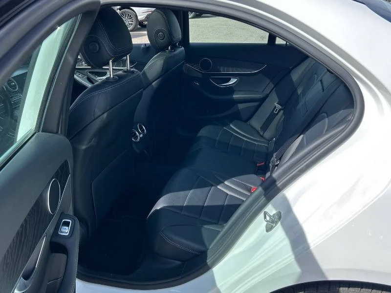 Mercedes-Benz C 300 * 4MATIC * PANO * ПОДГРЕВИ * КАМЕРА, снимка 10 - Автомобили и джипове - 54741764