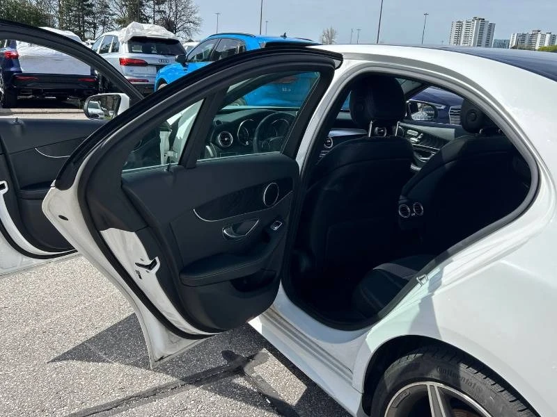 Mercedes-Benz C 300 * 4MATIC * PANO * ПОДГРЕВИ * КАМЕРА, снимка 11 - Автомобили и джипове - 54741764