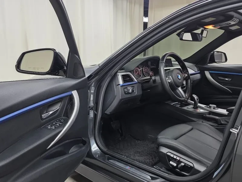 BMW 320 i M Sports - САМО 30% АВАНС, снимка 9 - Автомобили и джипове - 55896882