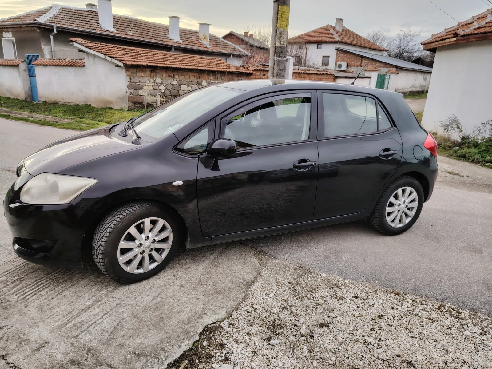 Toyota Auris 2.0, снимка 1