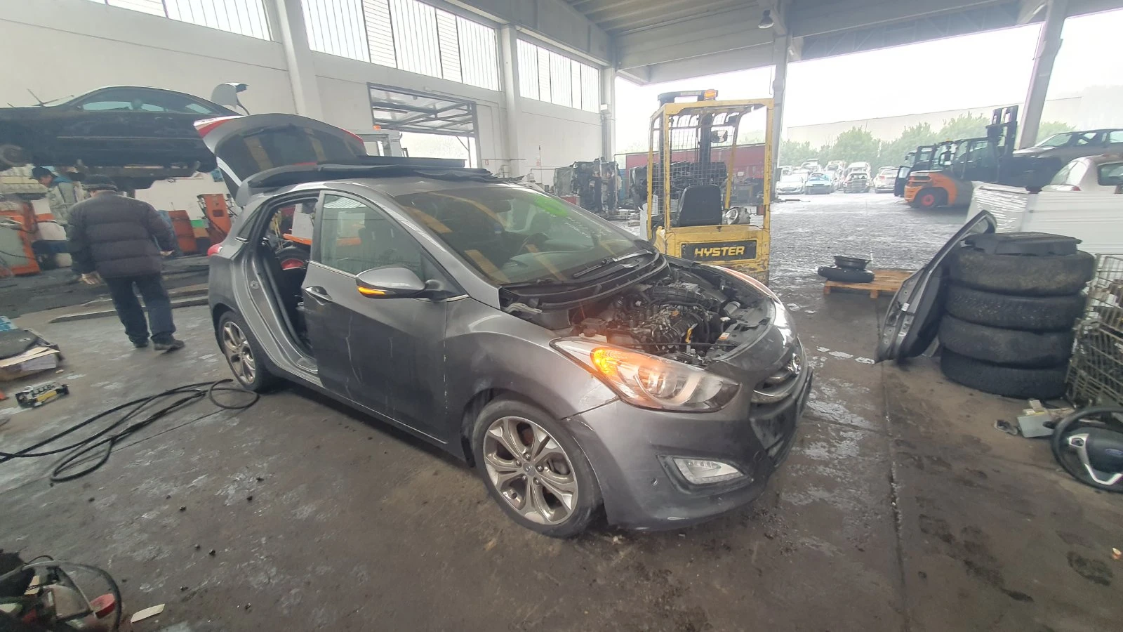 Hyundai I30 1.6 CRDI - изображение 2