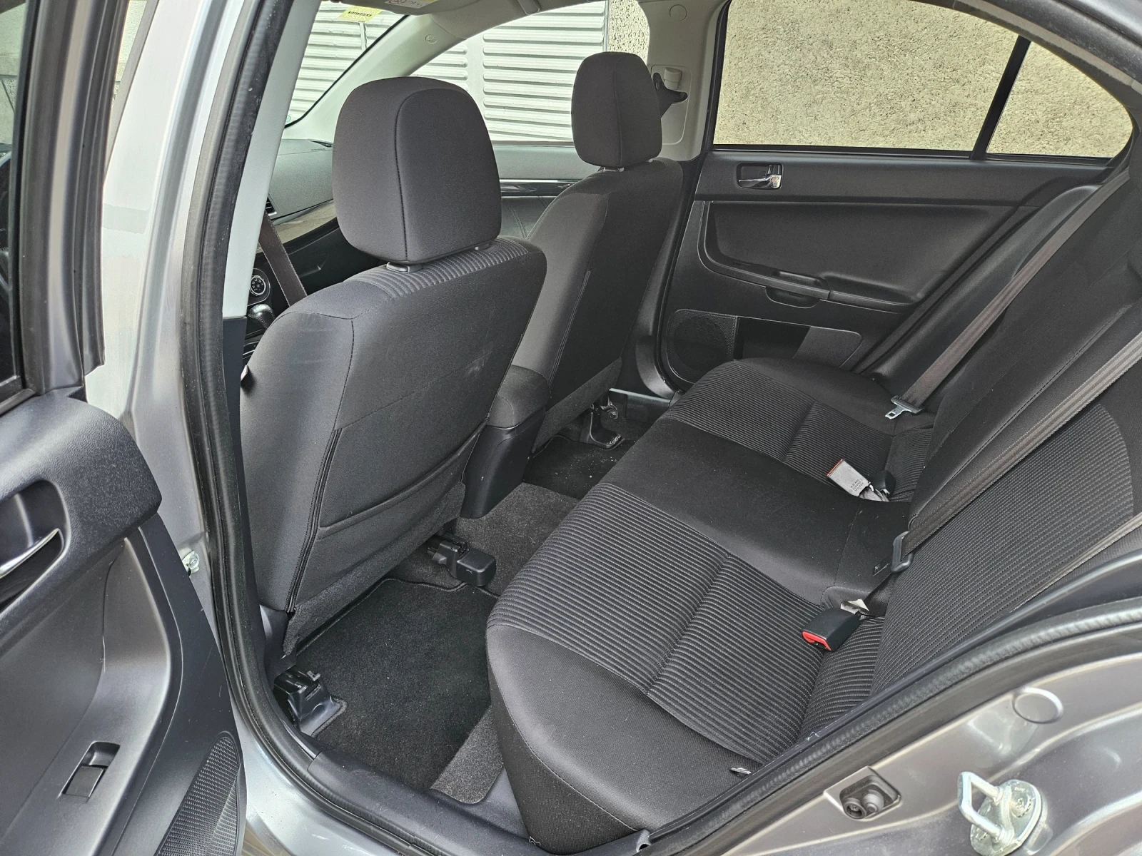 Mitsubishi Lancer 1.6 117 к.с - изображение 6