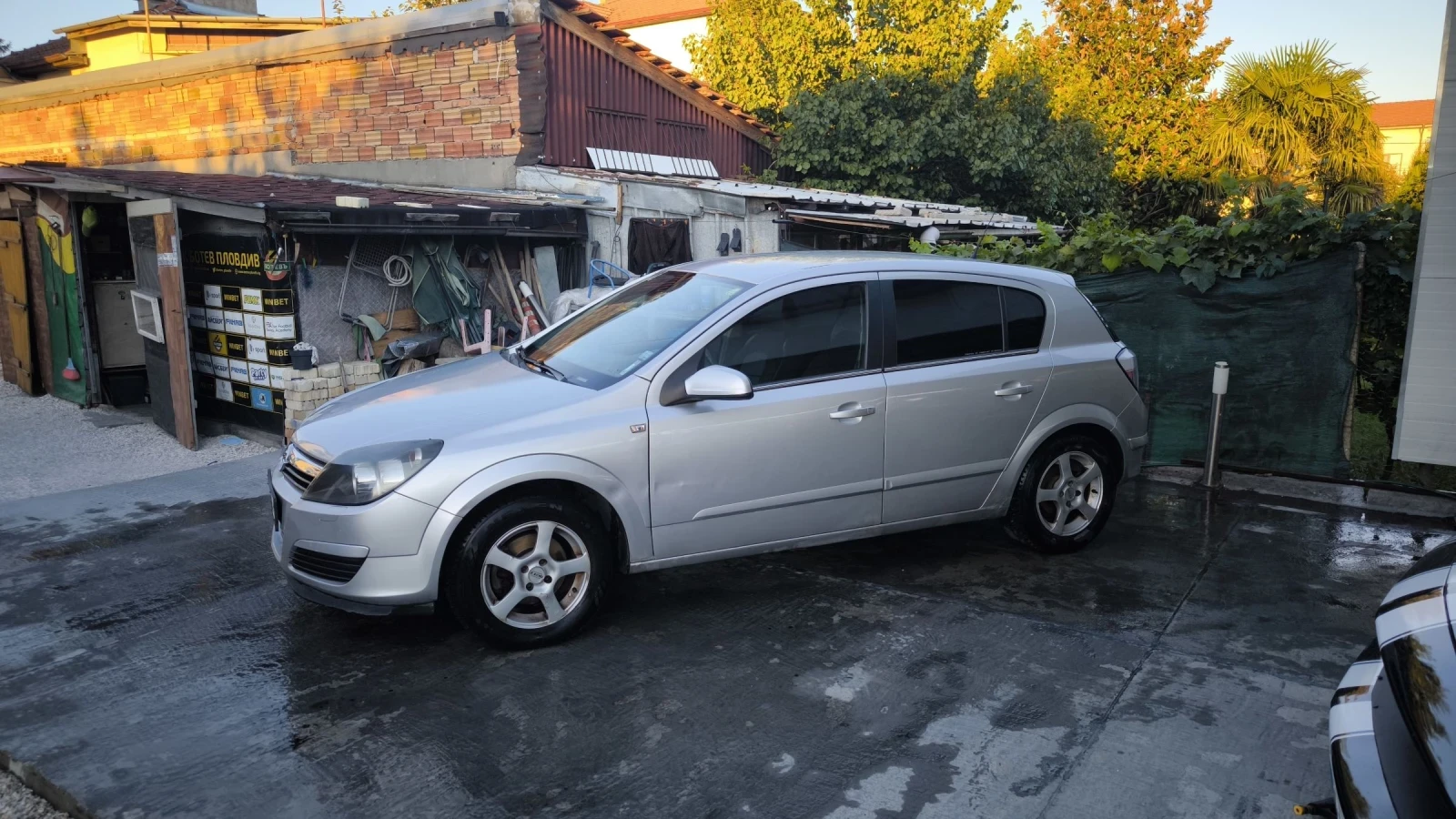 Opel Astra 1, 4  - изображение 10