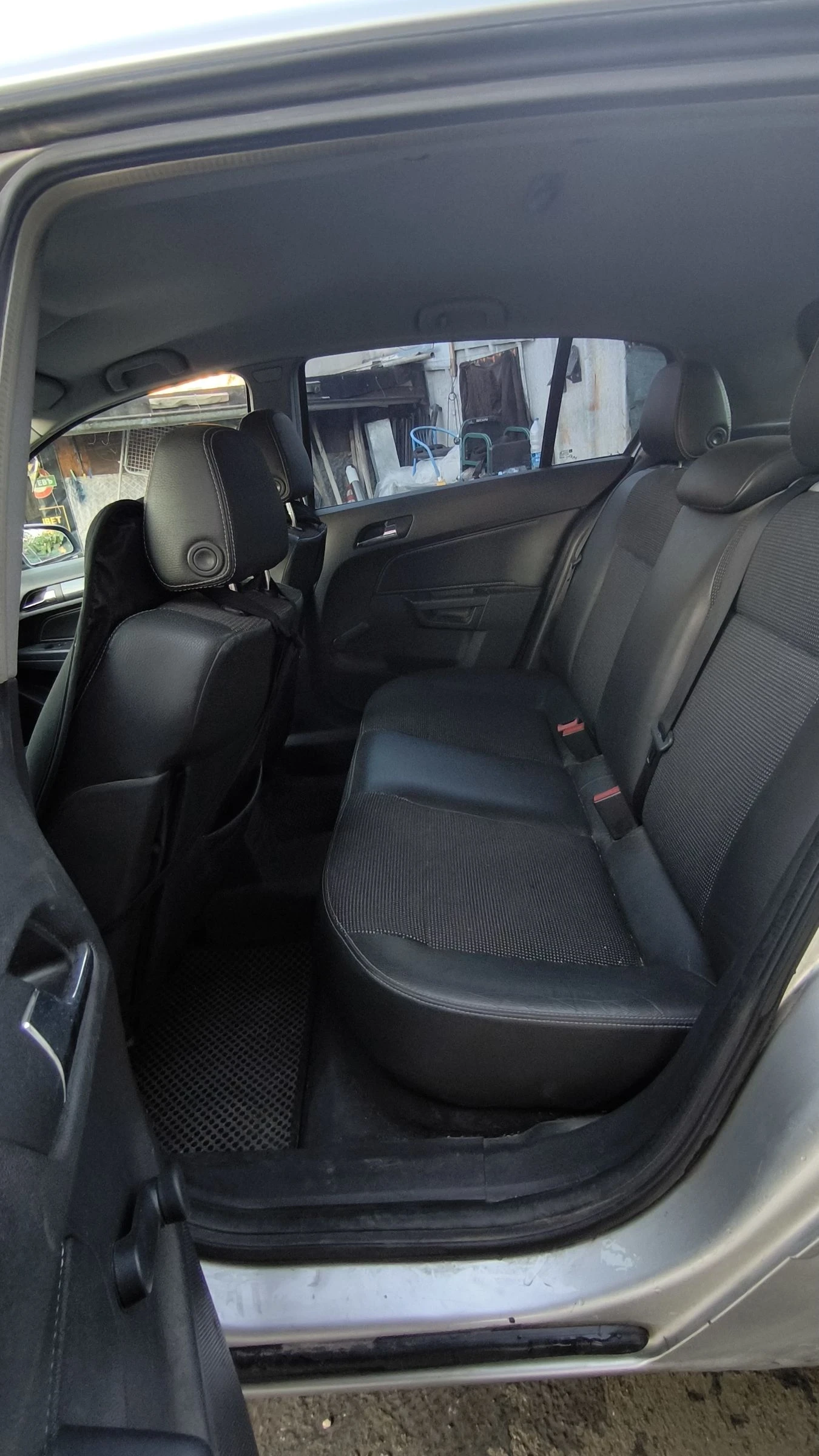 Opel Astra 1, 4  | Mobile.bg — изображение 12