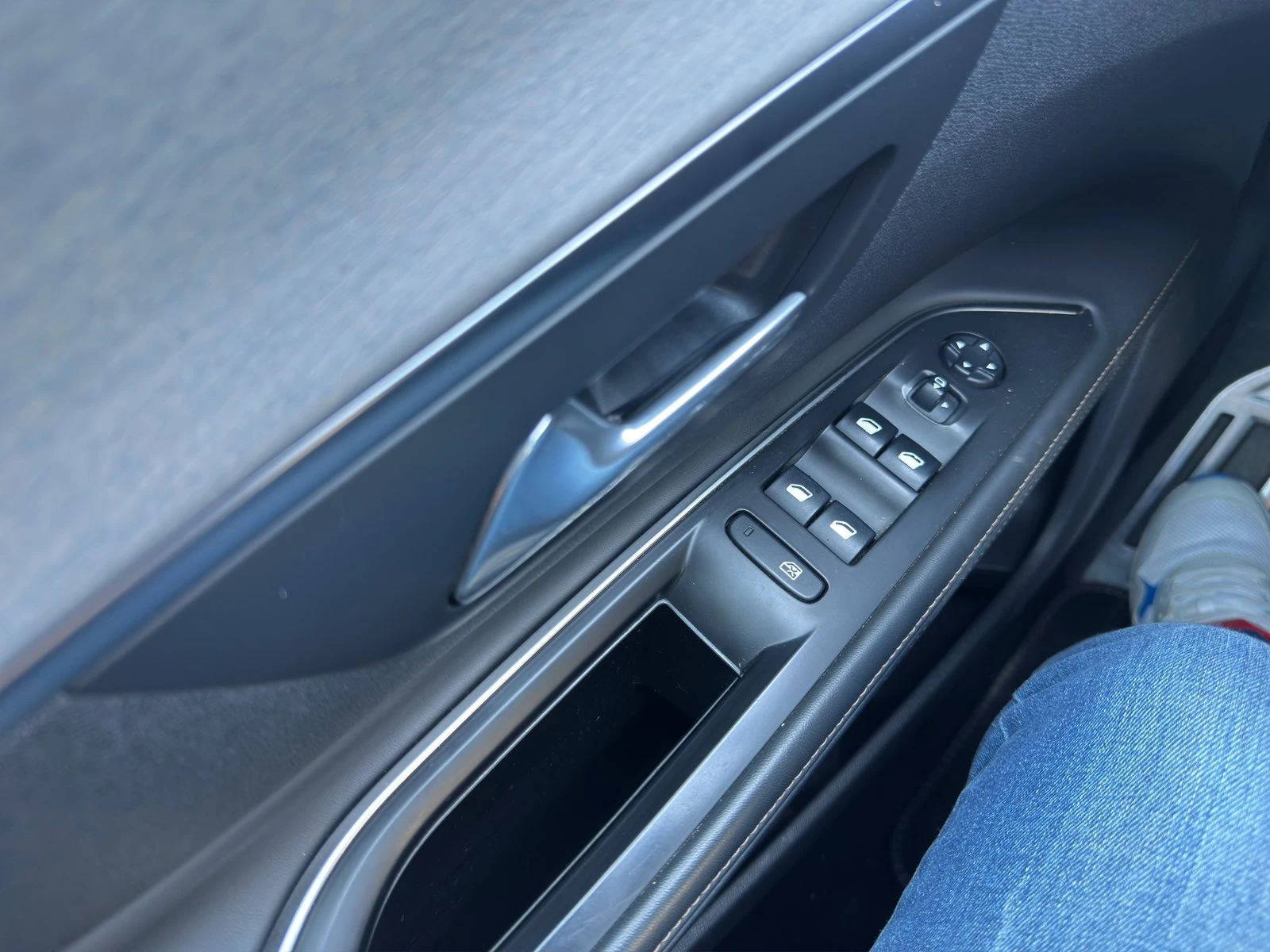 Peugeot 5008 2.0 BlueHDI GT | Mobile.bg   12