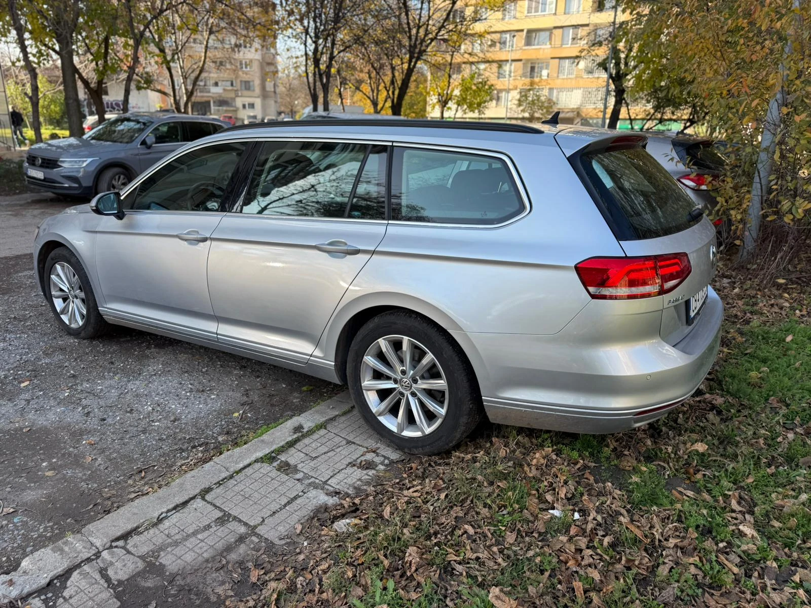 VW Passat  - изображение 7