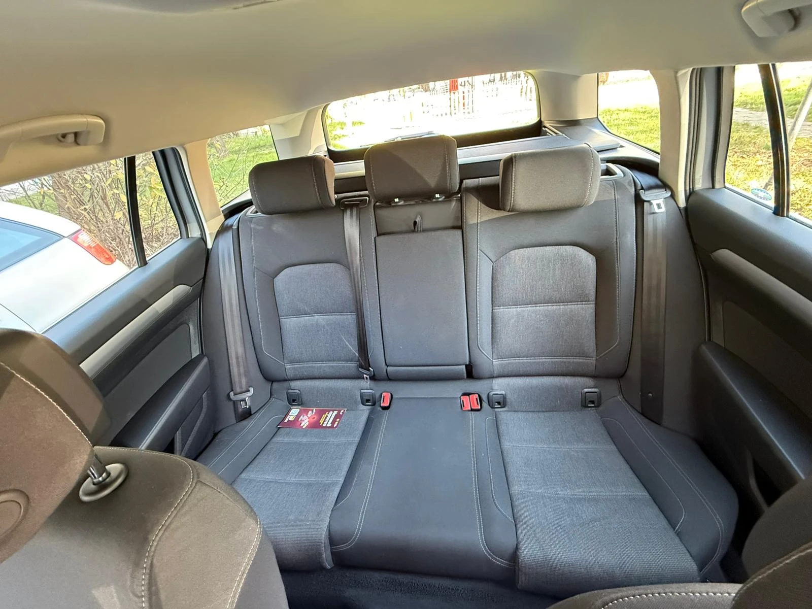 VW Passat  - изображение 8