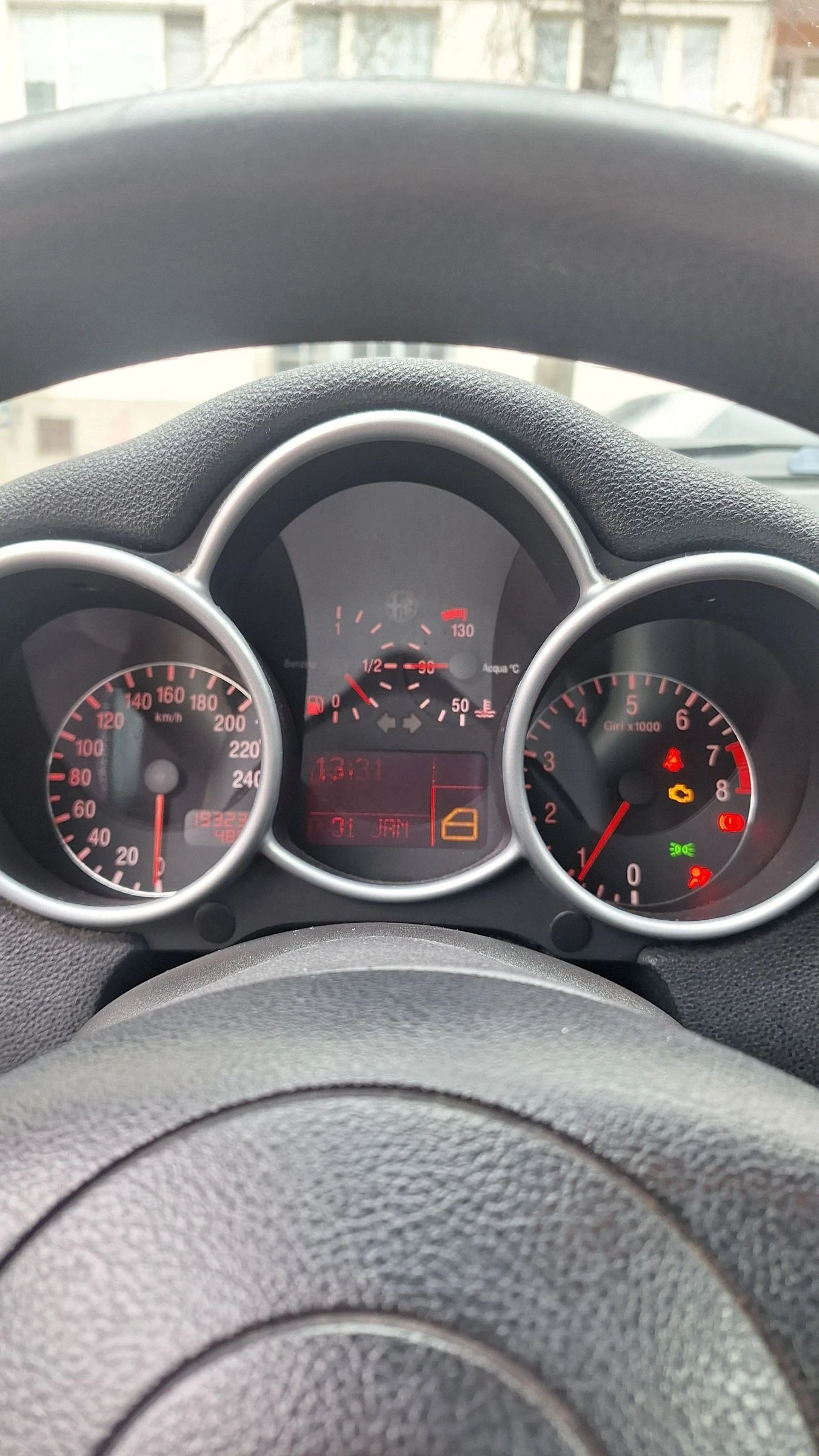 Alfa Romeo 147 1.6 twin spark  - изображение 10