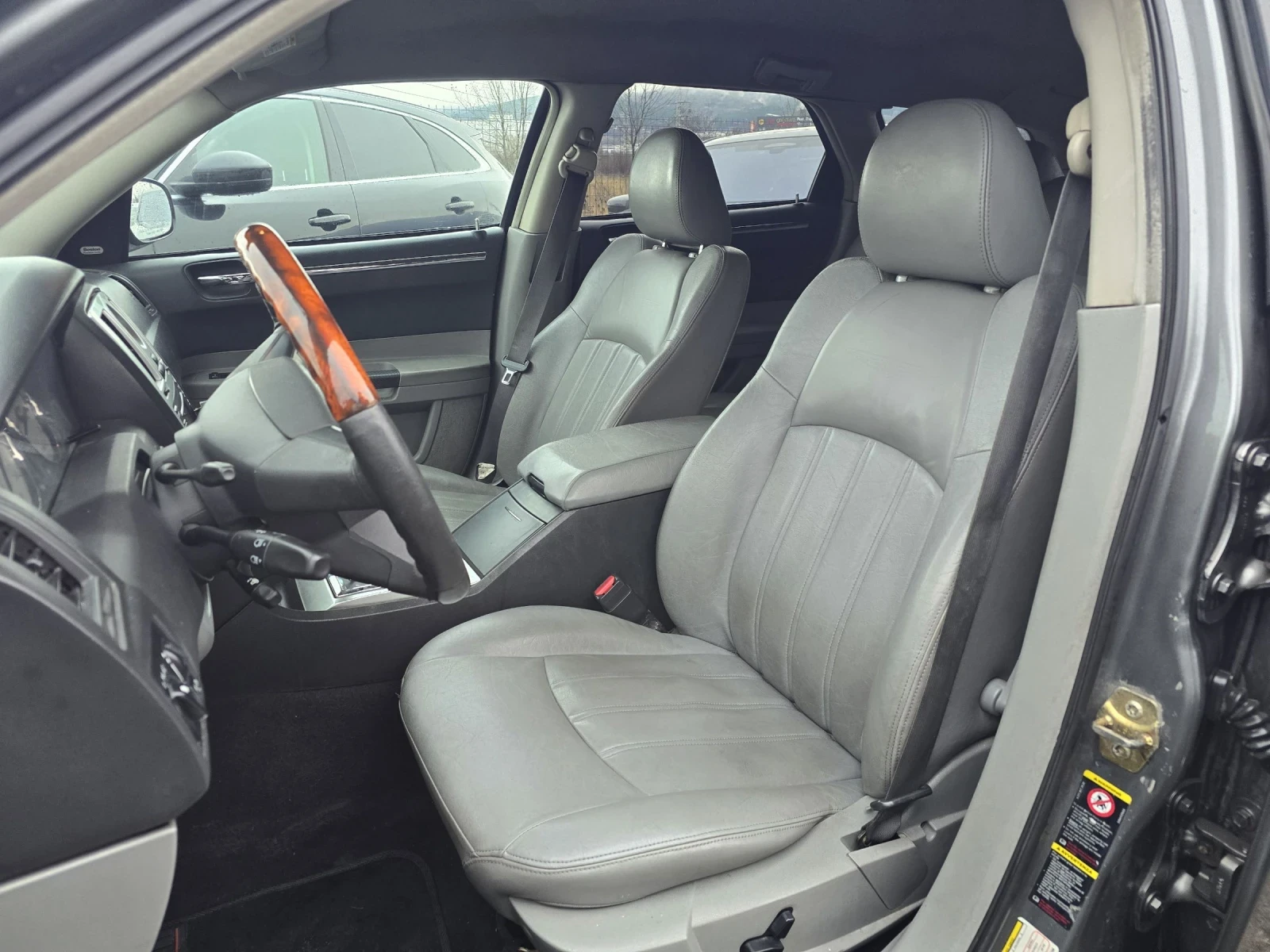 Chrysler 300c 3.0CRD - изображение 8