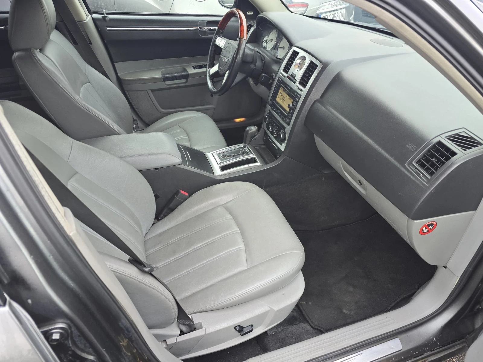 Chrysler 300c 3.0CRD | Mobile.bg � ����������� 12