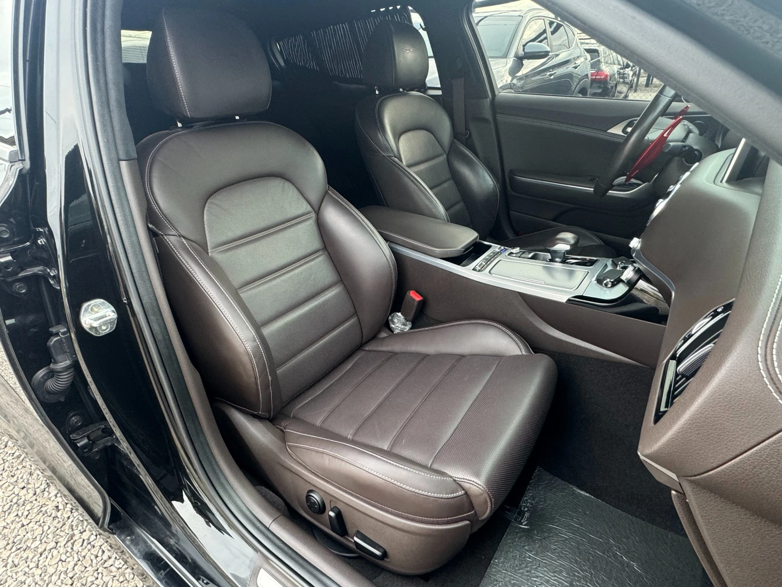 Kia Stinger 3.3 Turbo AWD ! GT ! - изображение 10