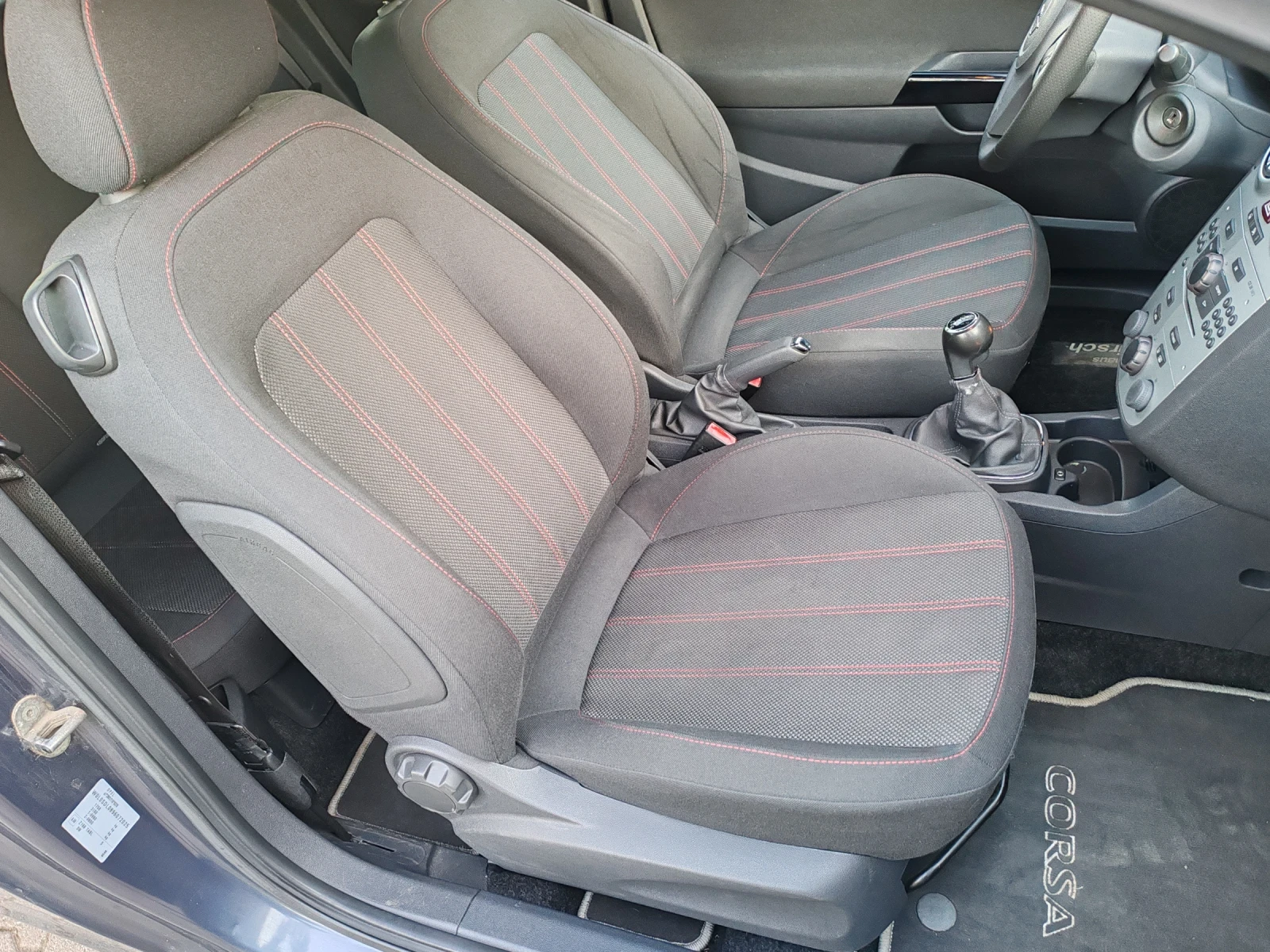 Opel Corsa 1.7CDTI 125hp ТОП СЪСТОЯНИЕ , снимка 11 - Автомобили и джипове - 53803484