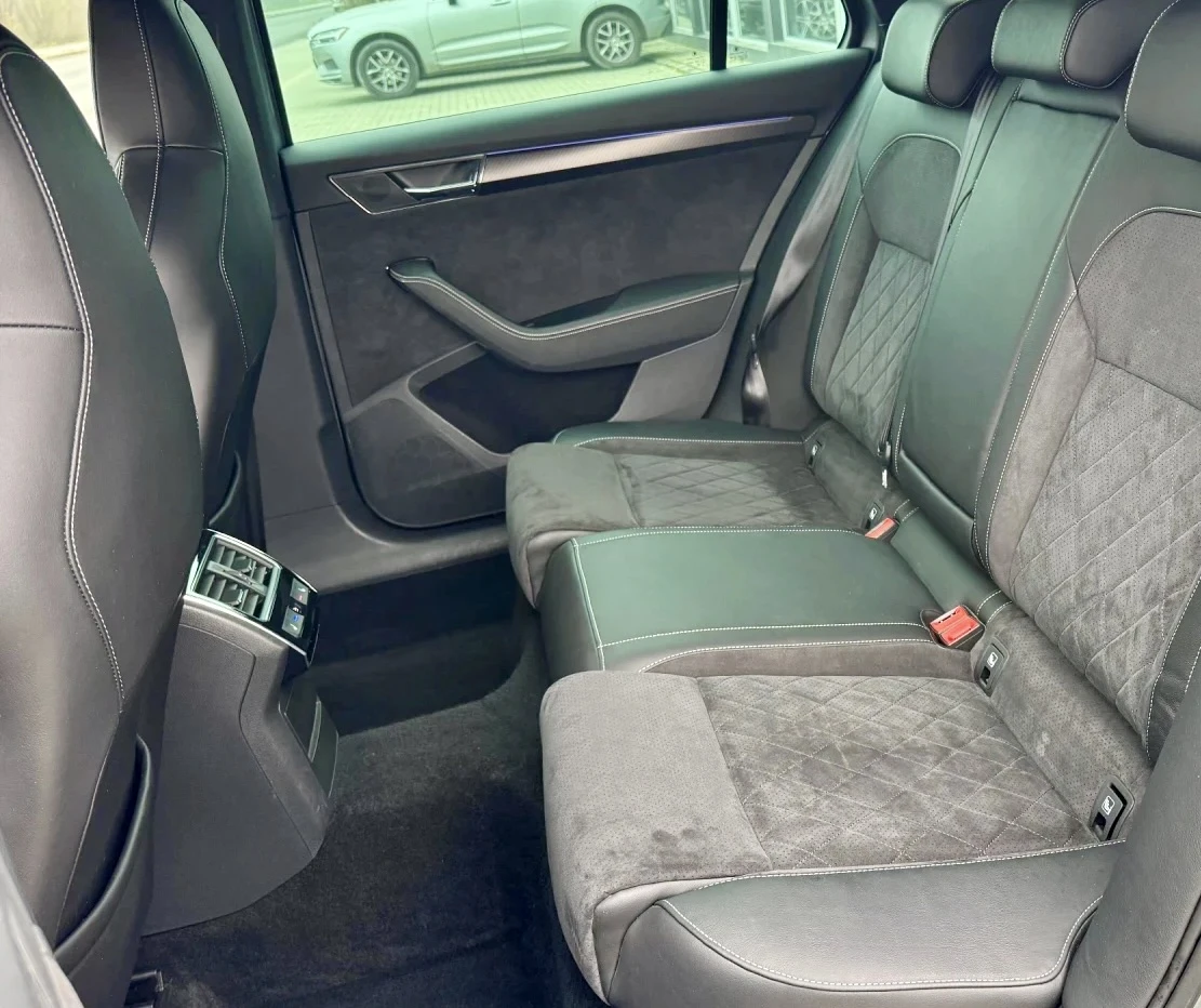 Skoda Superb Sportline | Пълна История | Обслужена, снимка 17 - Автомобили и джипове - 53879755