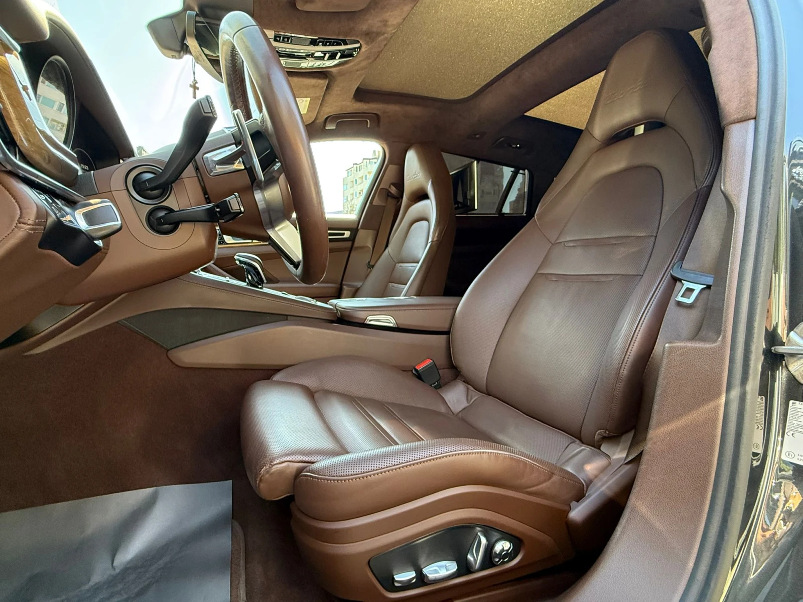 Porsche Panamera TURBО/CERAMIC/SPORT TURISMO, снимка 10 - Автомобили и джипове - 54136031