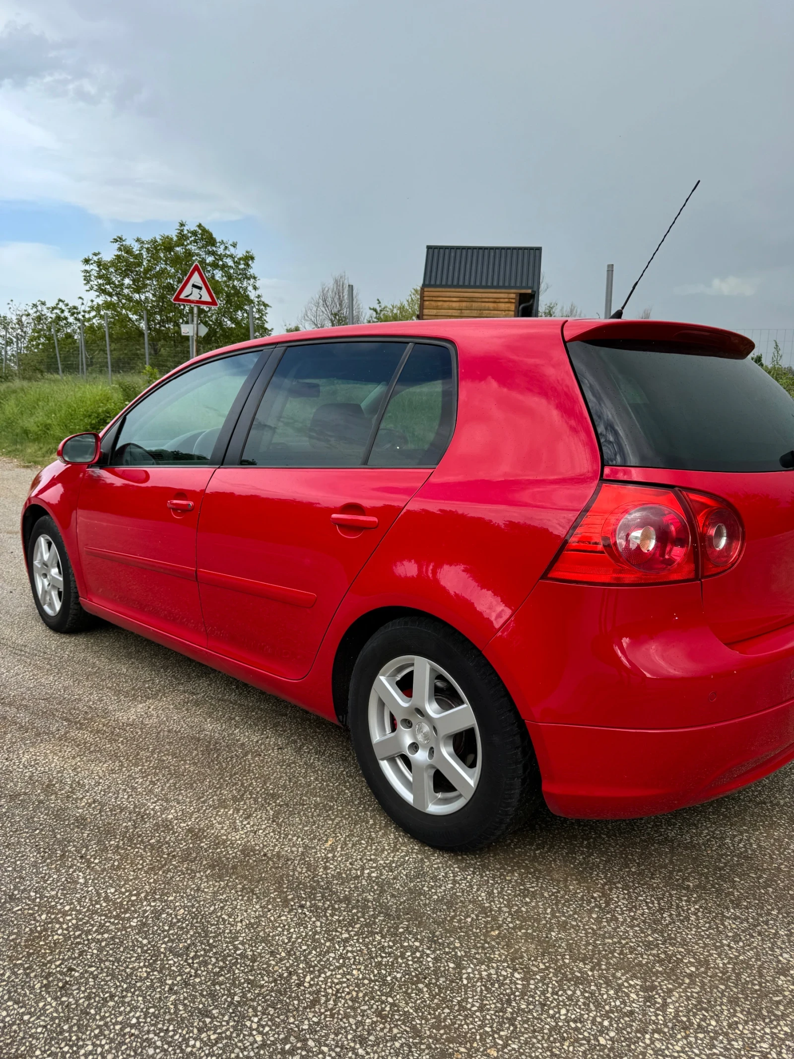 VW Golf, снимка 6 - Автомобили и джипове - 54510922
