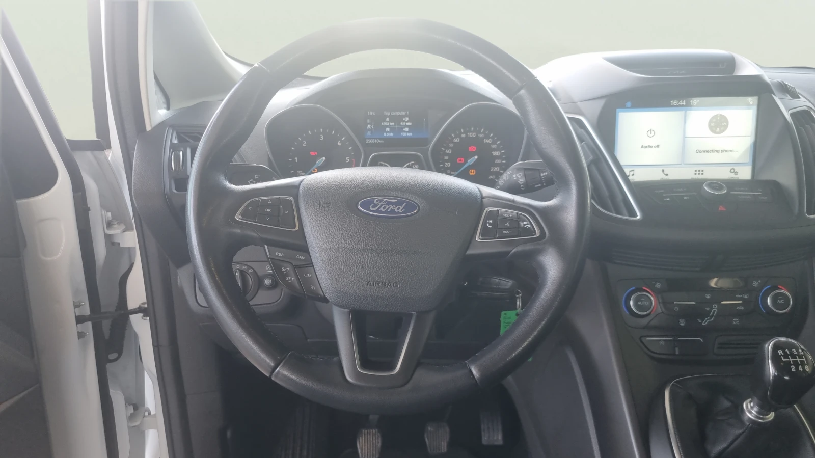 Ford C-max 1.5 TDCi, снимка 12 - Автомобили и джипове - 54541445