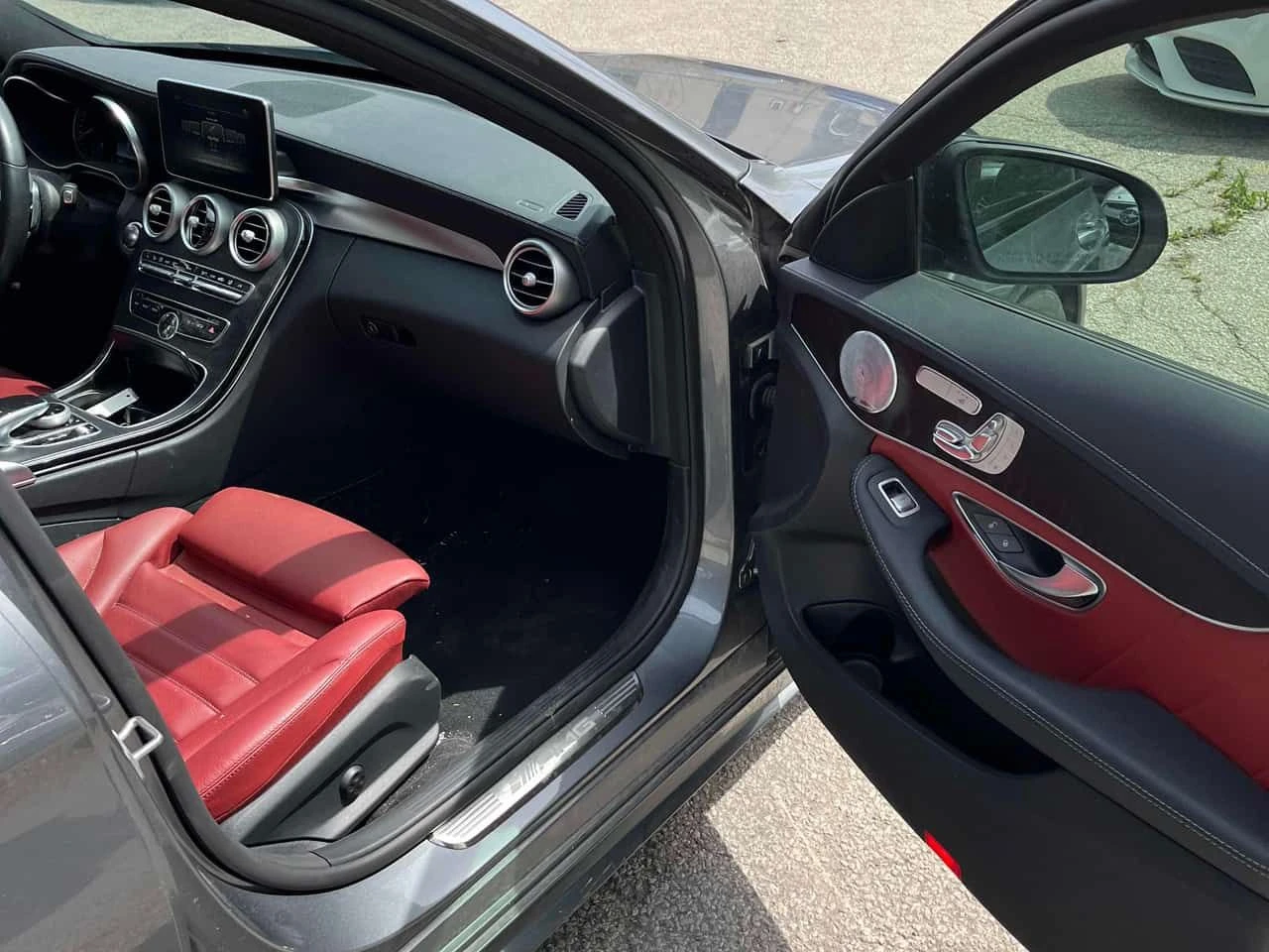 Mercedes-Benz C 43 AMG 4MATIC/BURMESTER/ПАНОРАМА/ОТ MERCEDES, снимка 14 - Автомобили и джипове - 54647357