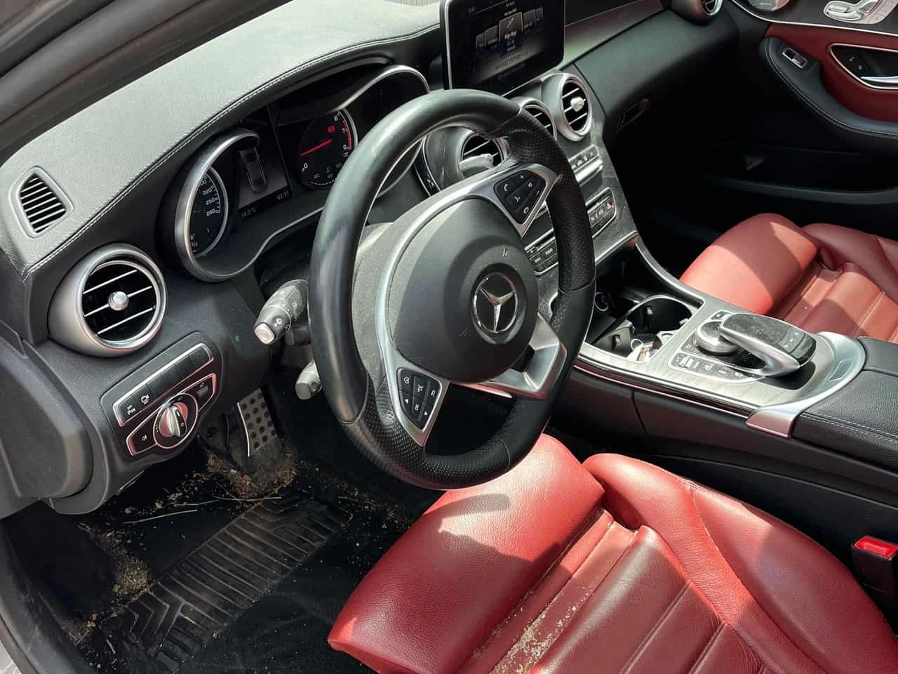 Mercedes-Benz C 43 AMG 4MATIC/BURMESTER/ПАНОРАМА/ОТ MERCEDES, снимка 8 - Автомобили и джипове - 54647357