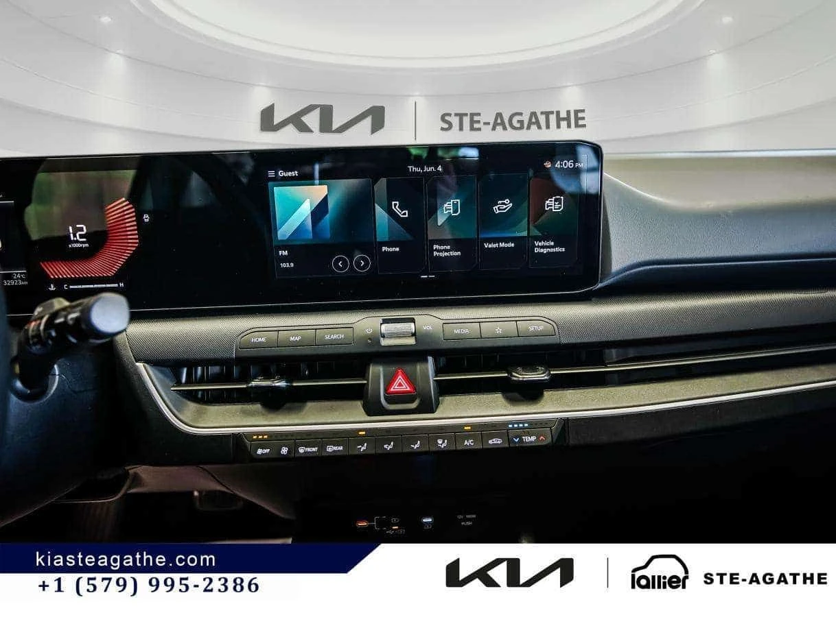 Kia K4 * LX * ФИКСИРАНА ЦЕНА ДО БЪЛГАРИЯ* , снимка 16 - Автомобили и джипове - 54913564