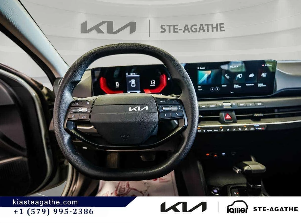Kia K4 * LX * ФИКСИРАНА ЦЕНА ДО БЪЛГАРИЯ* , снимка 14 - Автомобили и джипове - 54913564