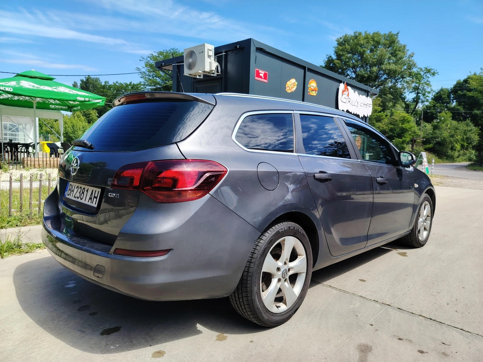 Opel Astra 1.7 CDTI, снимка 4 - Автомобили и джипове - 54990363