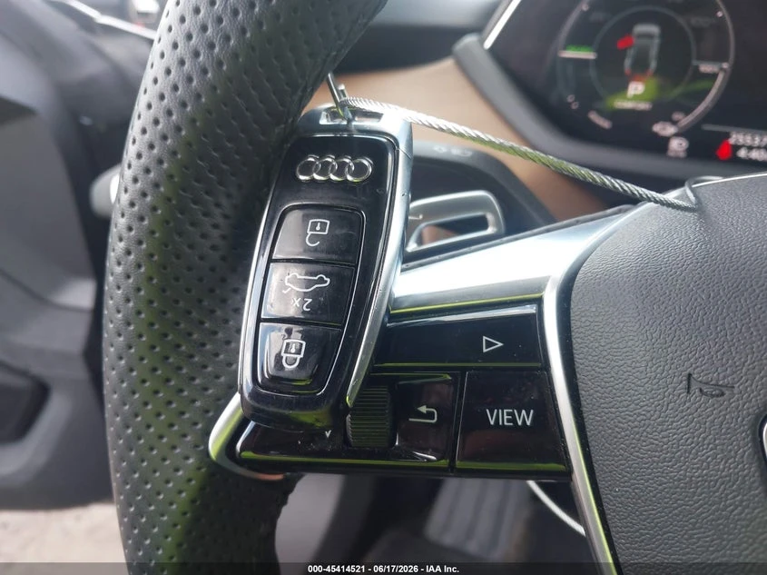 Audi E-Tron GT Premium Plus Quattro, снимка 11 - Автомобили и джипове - 55246240