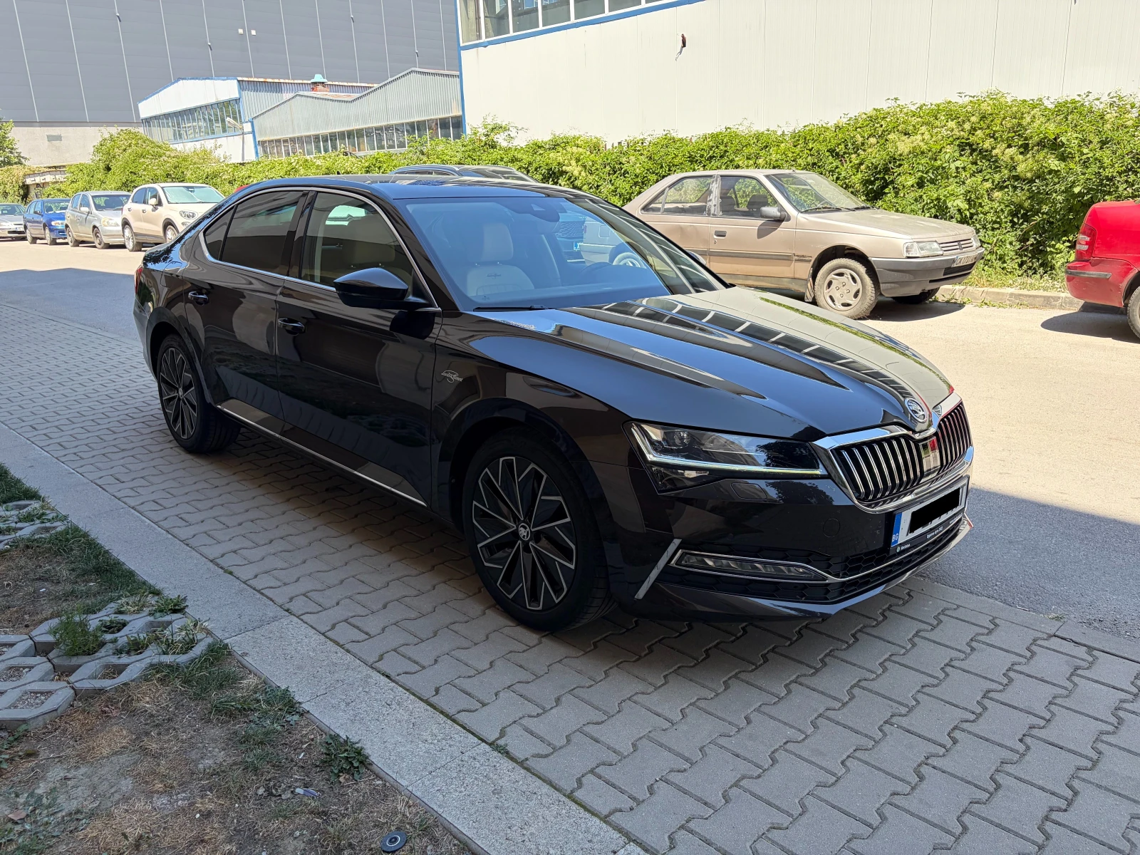 Skoda Superb 2.0TDI Facelift Laurin & Klement, снимка 2 - Автомобили и джипове - 55462846