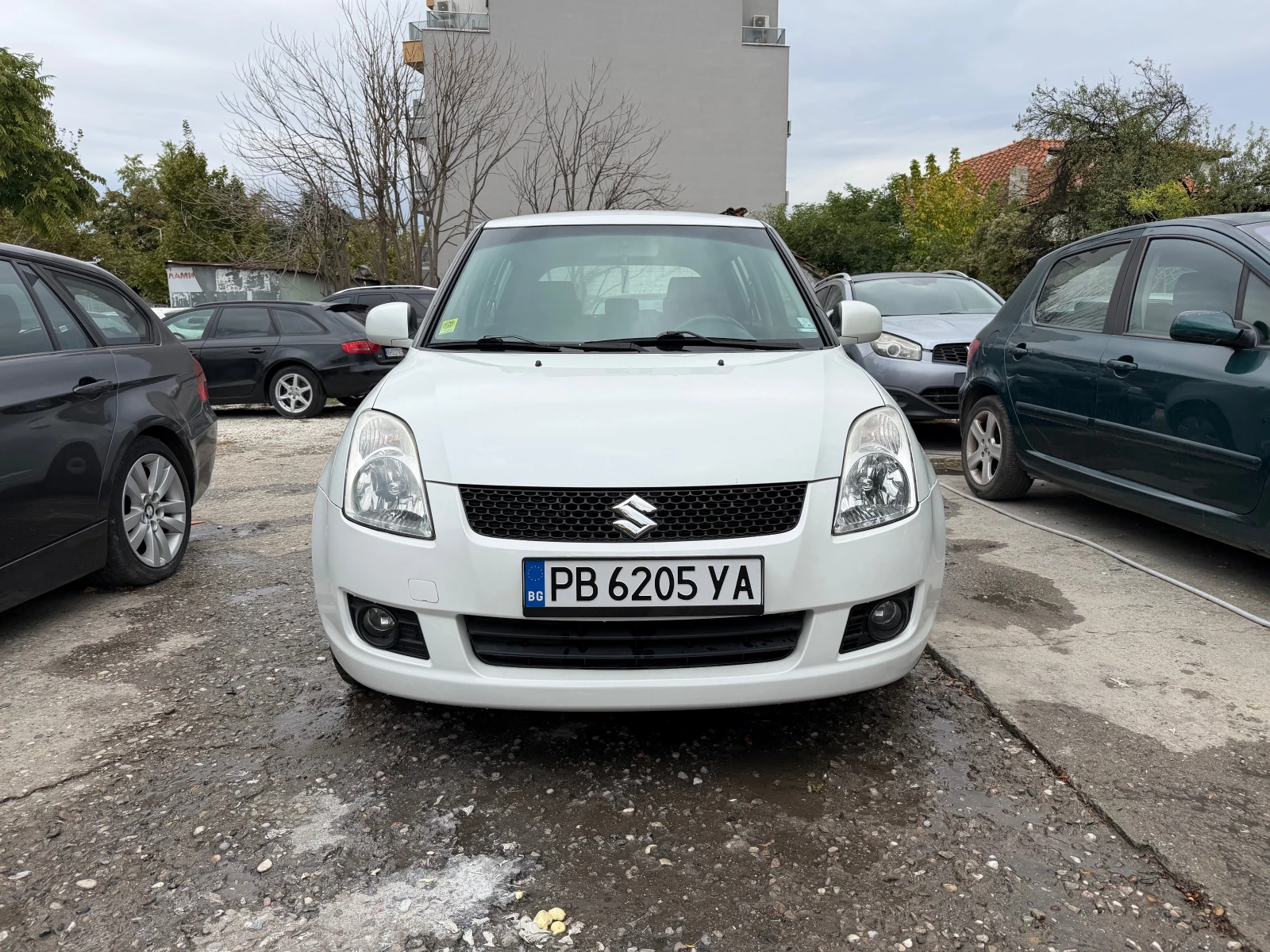 Suzuki Swift 1.3i 90HP KLIMA 2009G, снимка 3 - Автомобили и джипове - 56293897