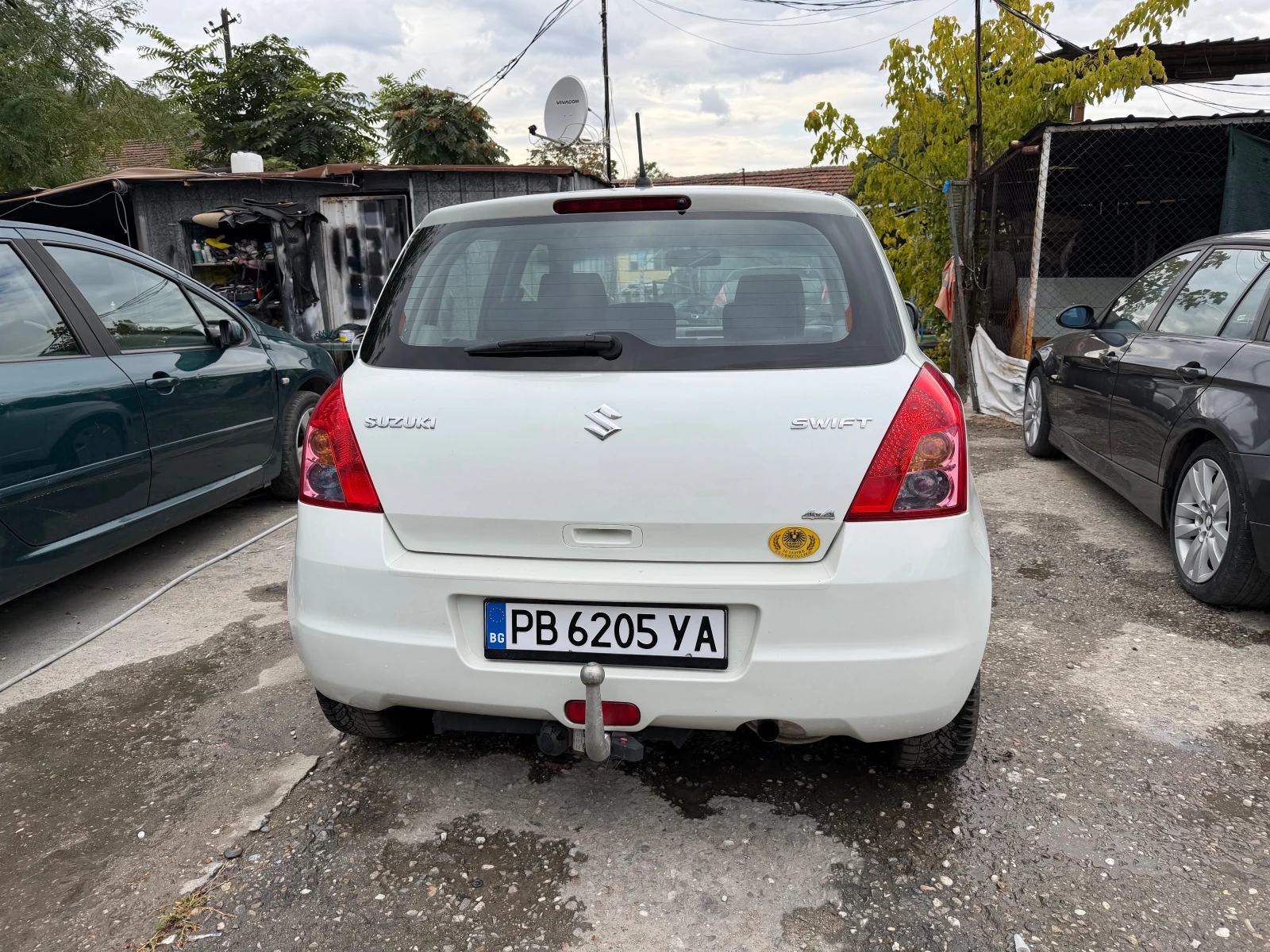 Suzuki Swift 1.3i 90HP KLIMA 2009G, снимка 6 - Автомобили и джипове - 56293897