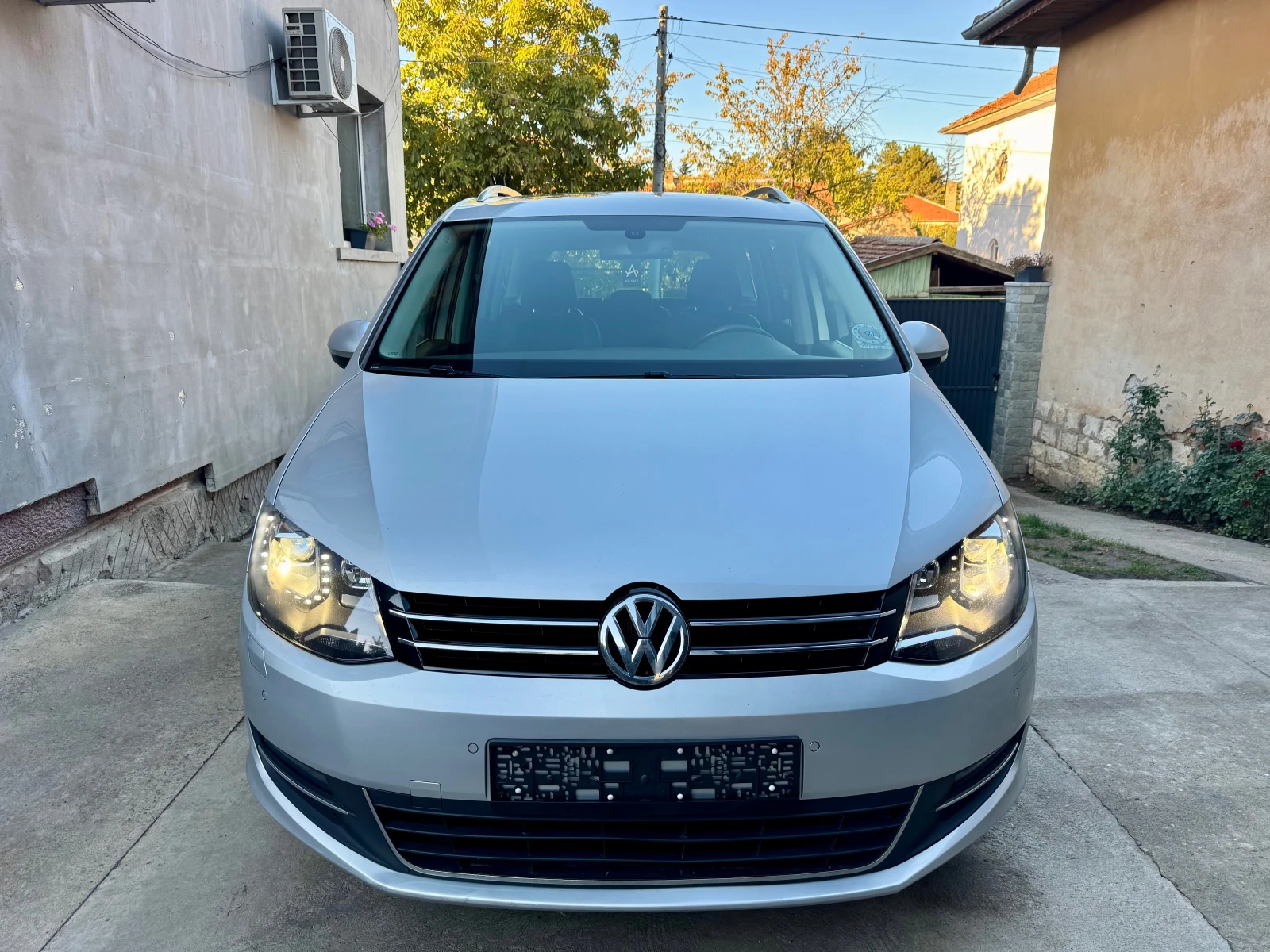 VW Sharan 2.0TDi-4Motion, снимка 5 - Автомобили и джипове - 56630813