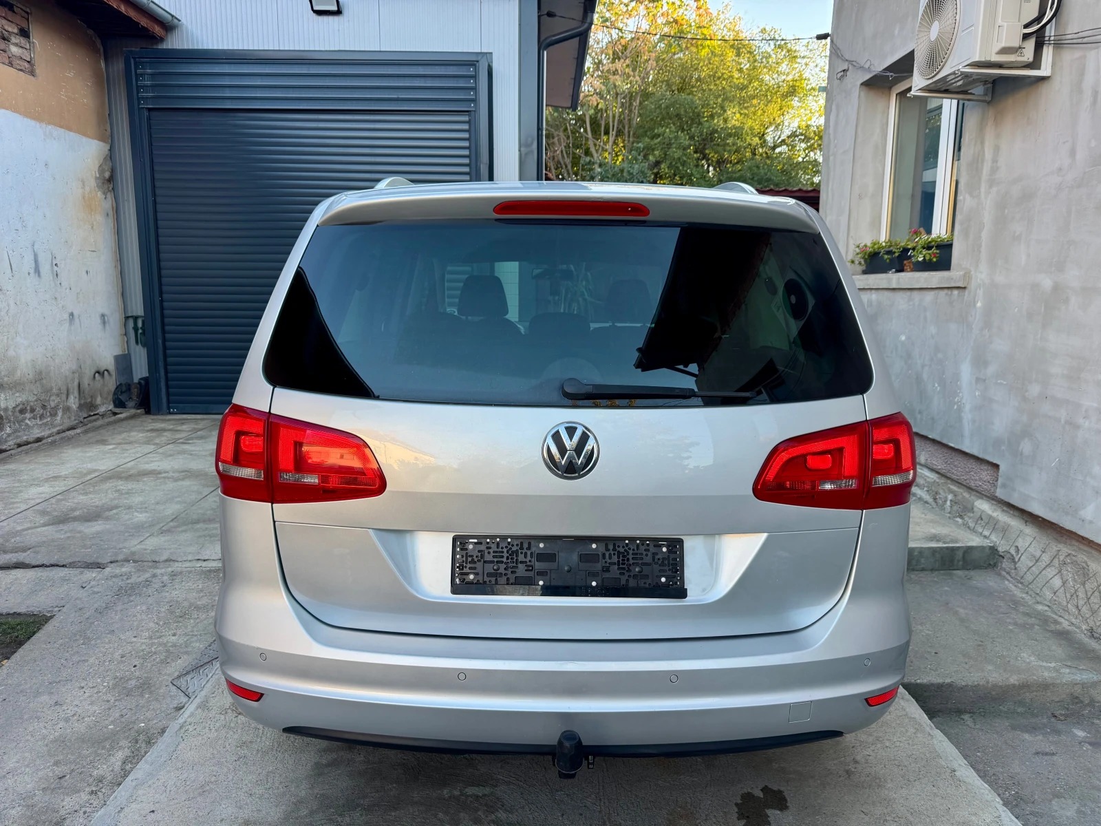VW Sharan 2.0TDi-4Motion, снимка 6 - Автомобили и джипове - 56630813