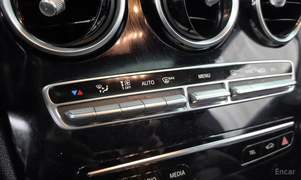 Mercedes-Benz C 220, снимка 10 - Автомобили и джипове - 56723251