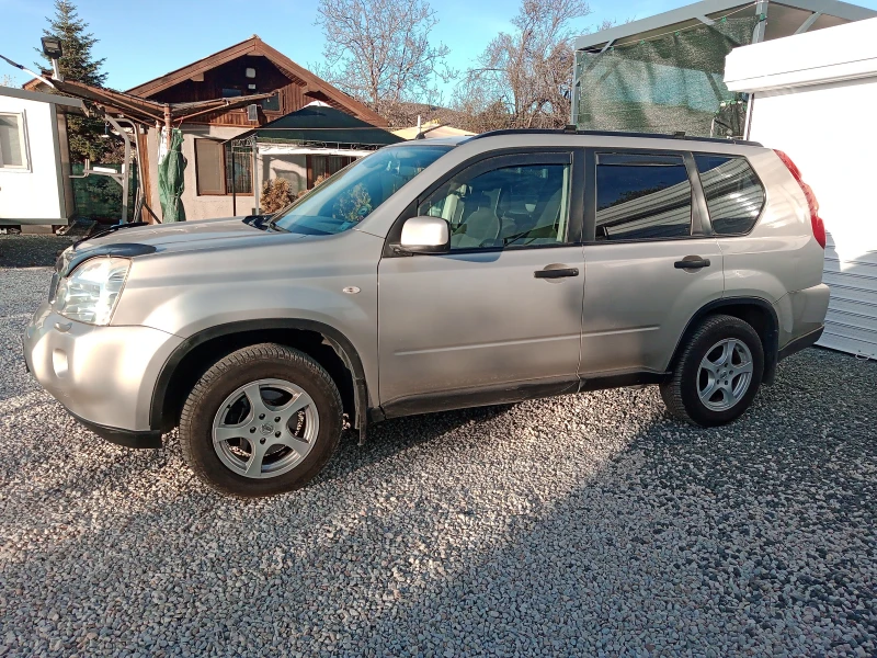 Nissan X-trail T31 2.0 DCI, снимка 2 - Автомобили и джипове - 48390543