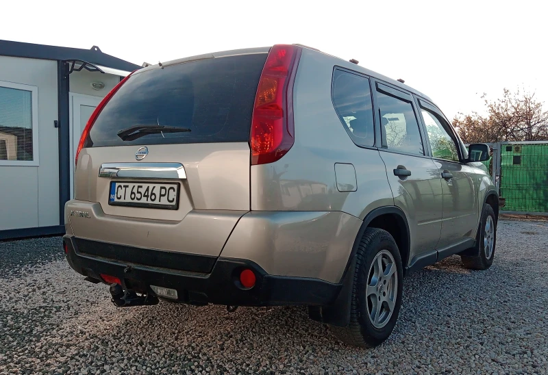 Nissan X-trail T31 2.0 DCI, снимка 6 - Автомобили и джипове - 48390543