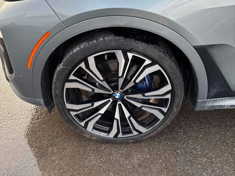 BMW X7 * xDrive40i * ДИСТРОНИК* 360 КАМЕРИ* М СПОРТ* , снимка 7 - Автомобили и джипове - 53529025