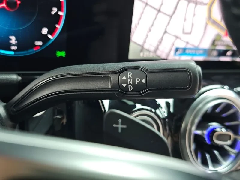 Mercedes-Benz GLA 220 / PANO/ AMBIENT/ �������/ ������ | Mobile.bg � ����������� 9